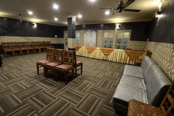 Hotel Little Palace Dibrugarh 외부 사진