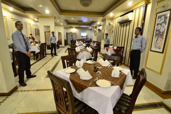 Hotel Little Palace Dibrugarh 외부 사진