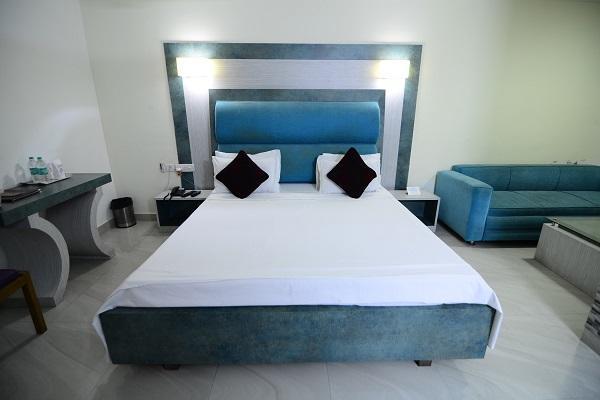 Hotel Little Palace Dibrugarh 외부 사진